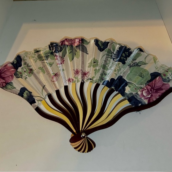 Satin foldable fan - Picture 1 of 2